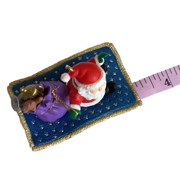 Vintage 1994  Hallmark Keepsake Ornament Magic Carpet Ride With Original Box - Picture 11 of 12